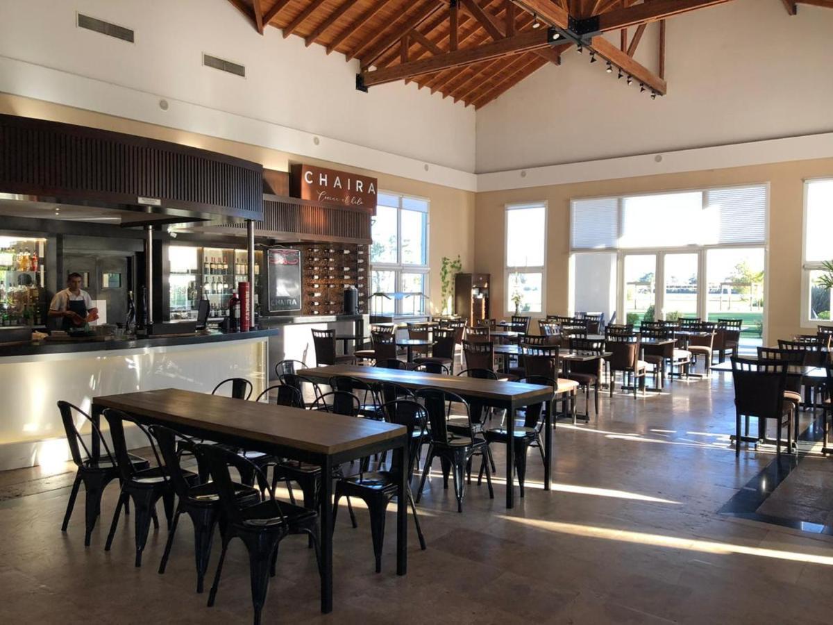 Howard Johnson Resort & Convention Center אזייזה מראה חיצוני תמונה