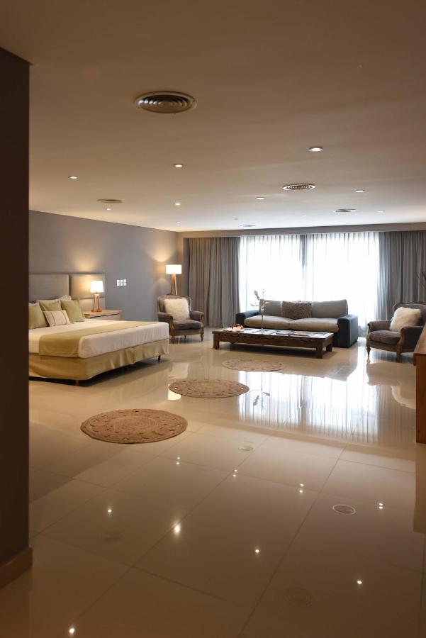 Howard Johnson Resort & Convention Center אזייזה מראה חיצוני תמונה