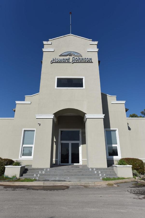 Howard Johnson Resort & Convention Center אזייזה מראה חיצוני תמונה
