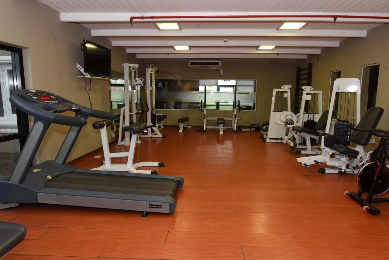Howard Johnson Resort & Convention Center אזייזה מראה חיצוני תמונה